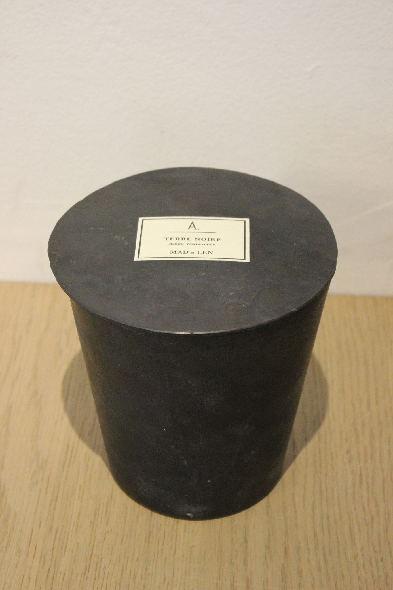 3 WICK SIGNATURE CANDLE